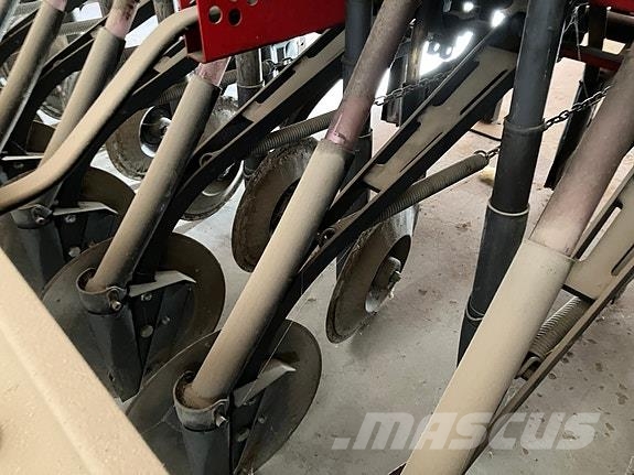 Tume HKL 2500 S Espalhadores de estrume