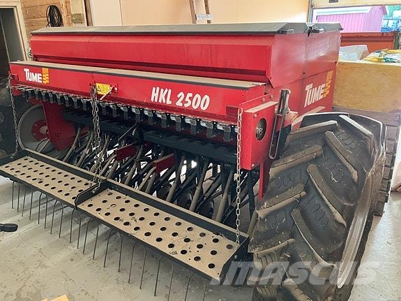 Tume HKL 2500 S Espalhadores de estrume
