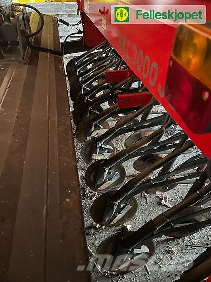 Tume HKL 3000 JC Rasturači mineralnog đubriva