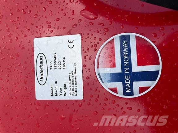 Underhaug 7705 Rundballeløfter Yleisperävaunut