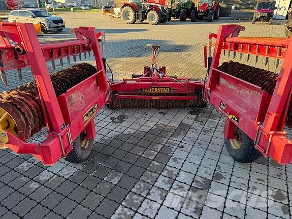 Väderstad Rollex 620 ماكينات وملحقات زراعة أخرى