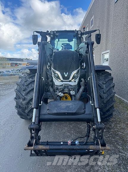 Valtra 235D Tractores