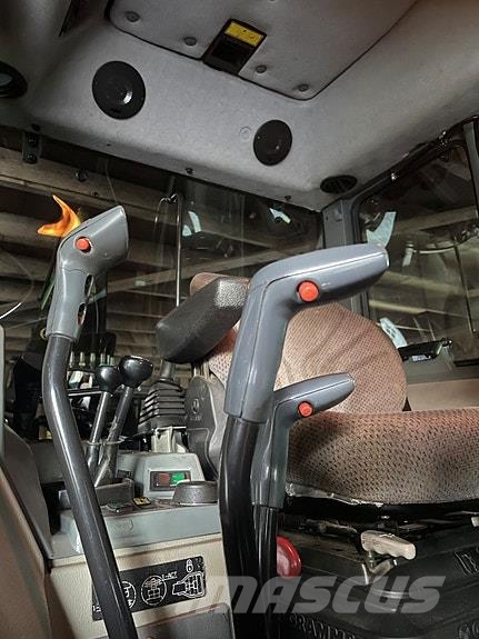 Valtra 6400 TURBO m/Moheda tømmerhenger Traktorer