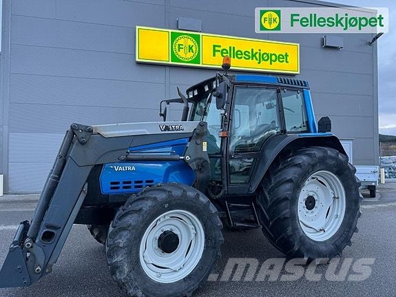 Valtra 6850 الجرارات