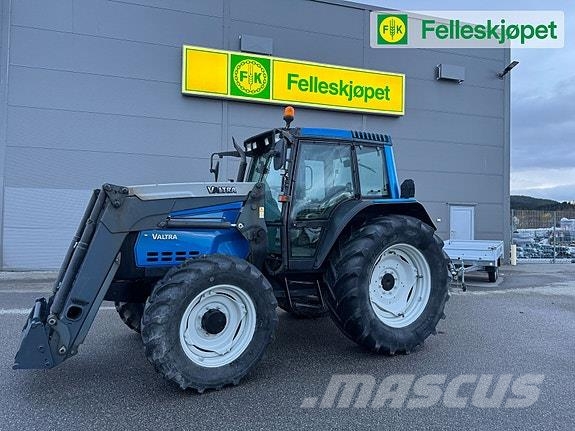 Valtra 6850 الجرارات