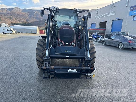 Valtra A115H4 Traktorer