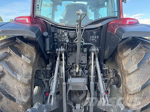 Valtra A115H4 Traktorer