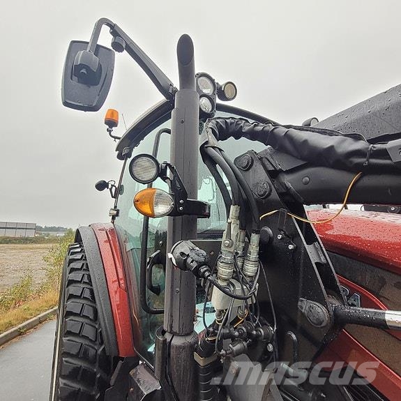 Valtra A134 Traktorji