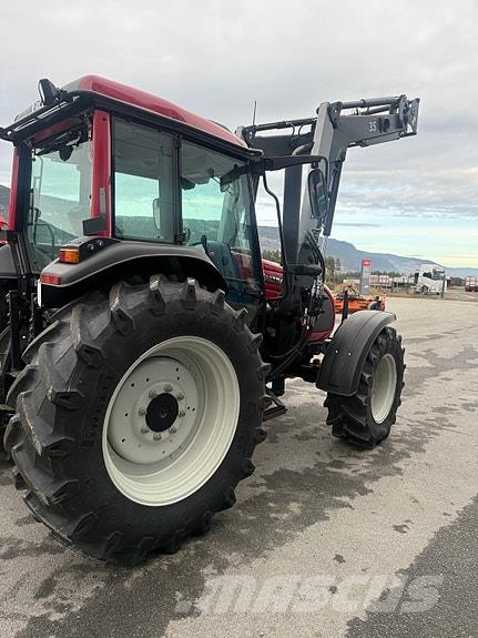 Valtra A72 Tractores