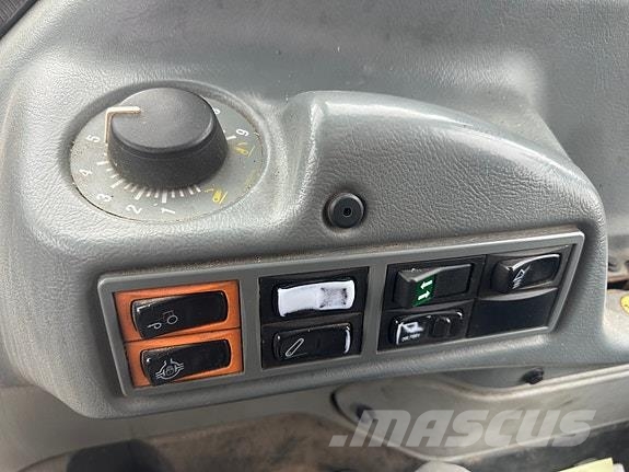 Valtra A93H Traktorer