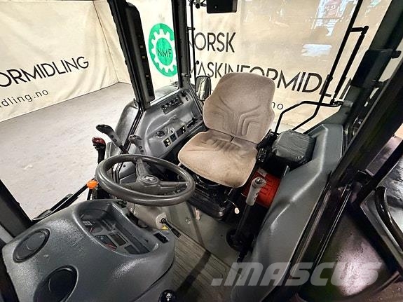 Valtra A95-4 Tratores Agrícolas usados
