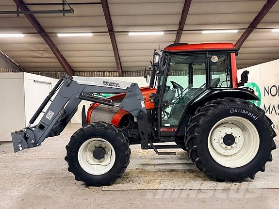 Valtra A95-4 Tratores Agrícolas usados