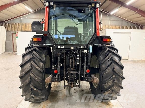 Valtra A95-4 Tratores Agrícolas usados