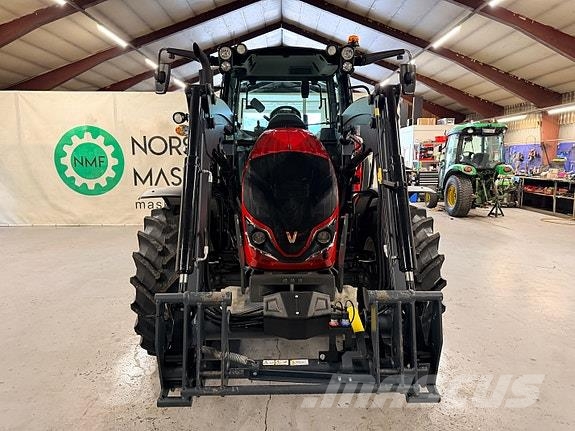 Valtra A95 HiTech Traktorer