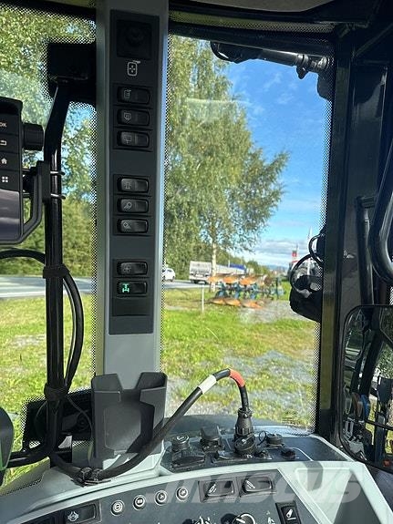 Valtra G-125 Traktory