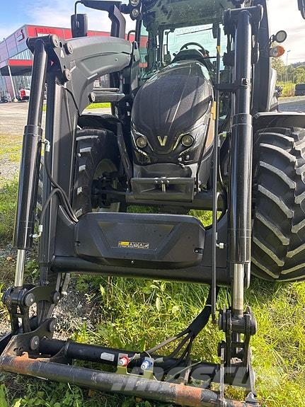 Valtra G-125 Traktory