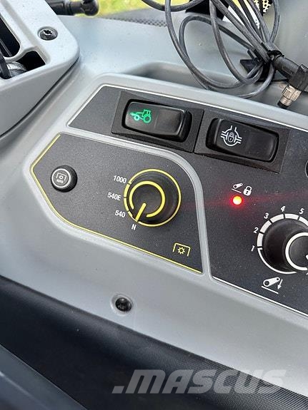 Valtra G125 Active Laster, GPS klargjort, fjærende foraks Traktorer