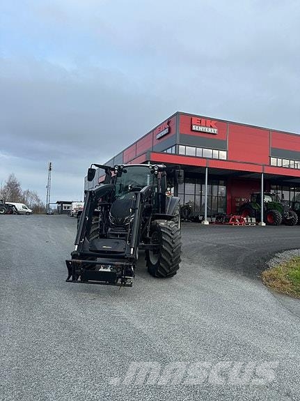 Valtra G125 Active Laster, GPS klargjort, fjærende foraks Traktorer