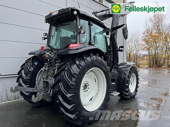 Valtra G125 Versu 曳引機
