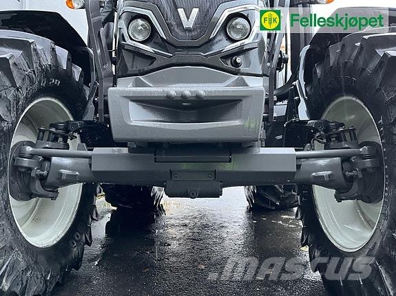 Valtra G125 Versu 曳引機