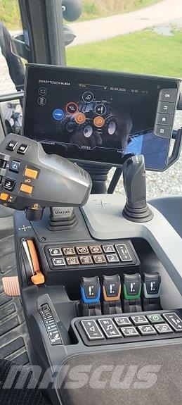 Valtra G135 الجرارات