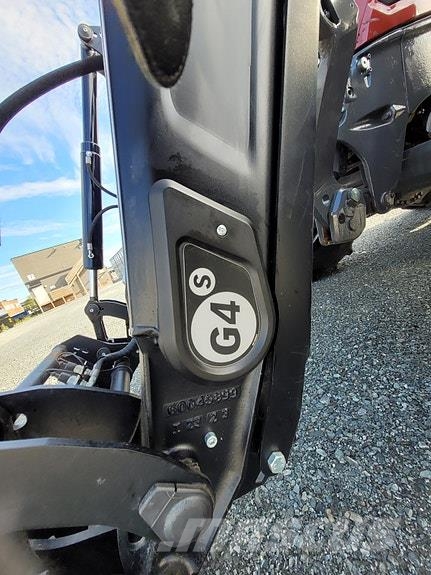 Valtra G135 Versu Laster og Fronthydraulikk Traktorer