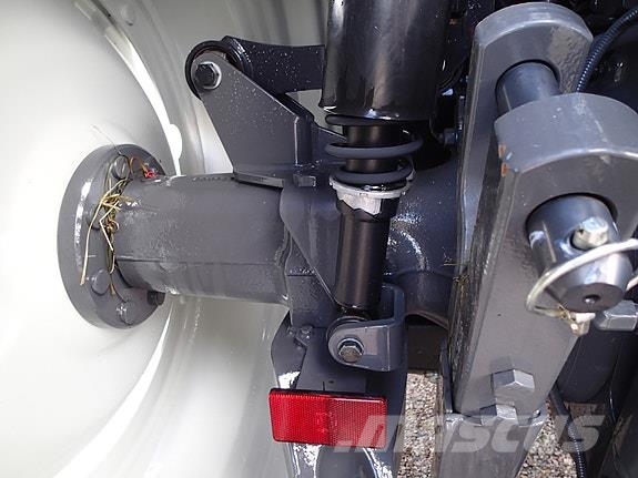 Valtra G135V Tractores