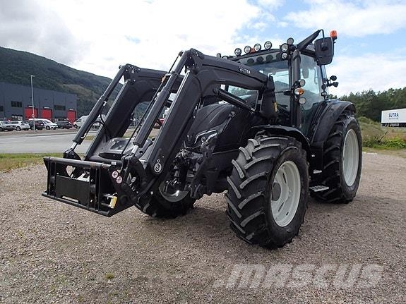 Valtra G135V Tractores