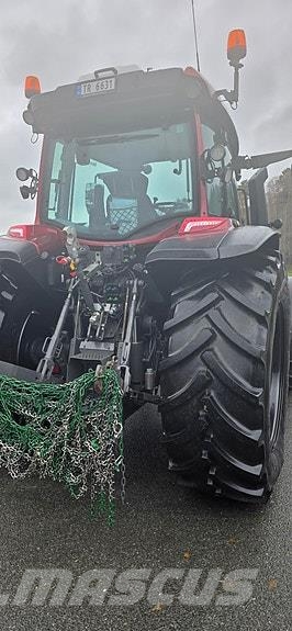 Valtra G135V Traktorid