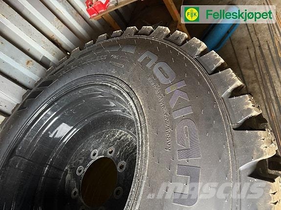 Valtra Hjul par: Nokian Hakkapelita 440/80R28 Ukjent Sort Ελαστικά και ζάντες