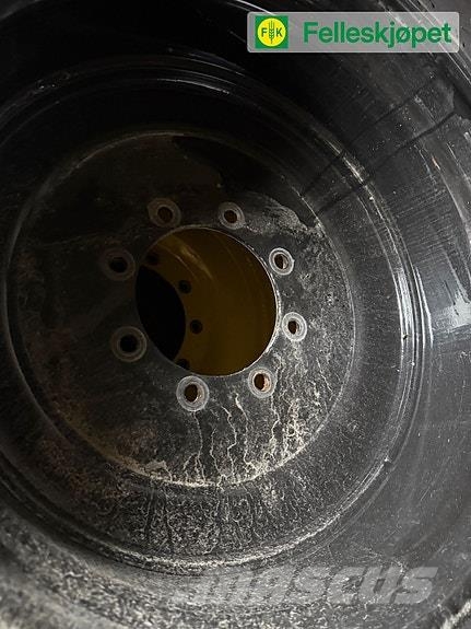 Valtra Hjul par: Nokian Hakkapelita 440/80R28 Ukjent Sort Ελαστικά και ζάντες