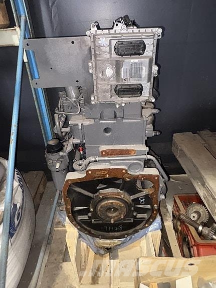 Valtra Komplett motor 33AWCF A84 SH/A94 SH Traktori
