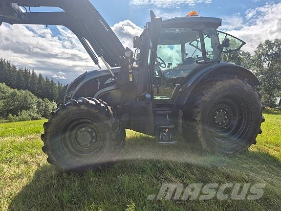 Valtra N 174 direct Tractores