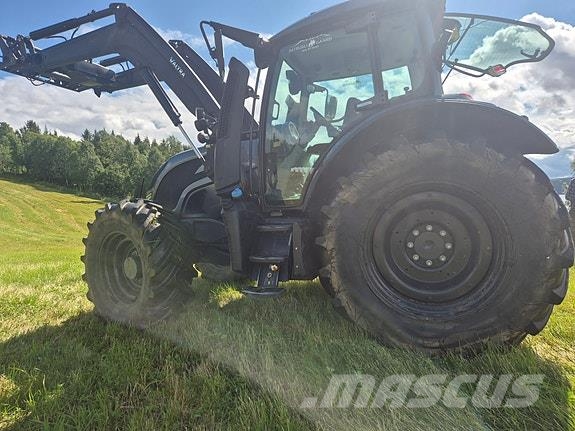 Valtra N 174 direct Tractores