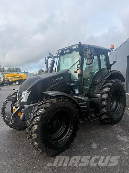 Valtra N123 Traktorer