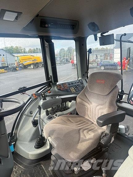 Valtra N123 Traktorer