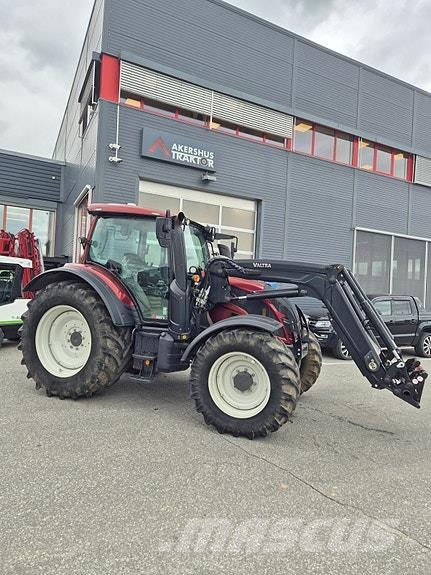 Valtra N124 Tractores