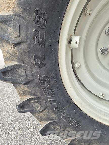 Valtra N124 Tractores