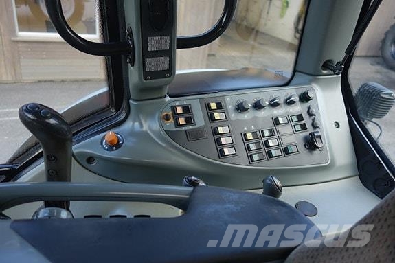 Valtra N141 Adv. Traktorji