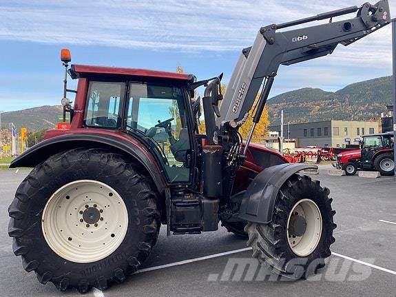 Valtra N163 Tratores