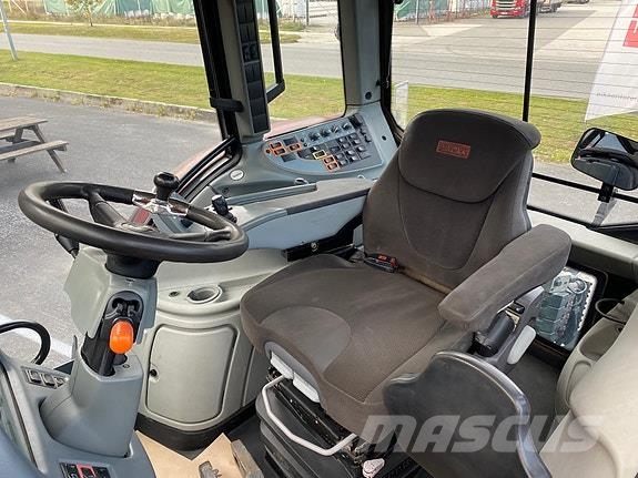 Valtra N163 Tratores