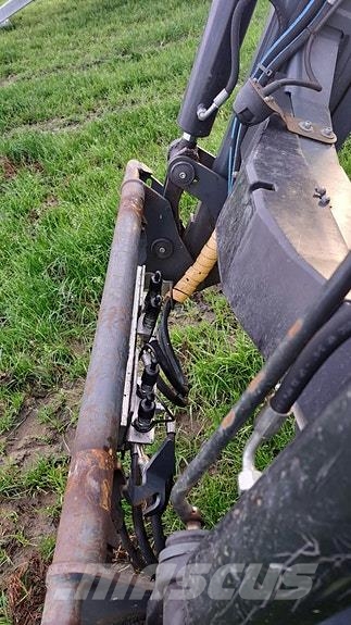 Valtra N163D Traktori