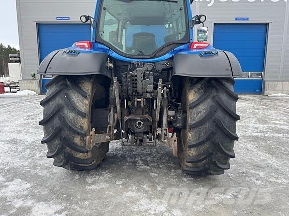Valtra N174 Tratores Agrícolas usados