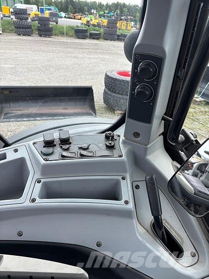 Valtra N174 Direct 拖拉机/农用车