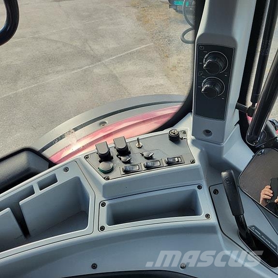 Valtra N174 Direct الجرارات