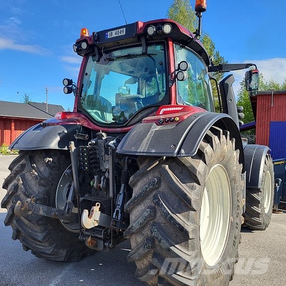 Valtra N174 Direct الجرارات