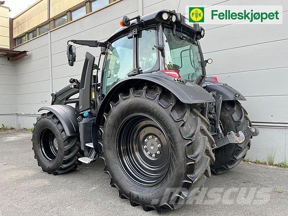 Valtra N175 Tractoren