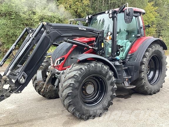 Valtra N175 Traktori