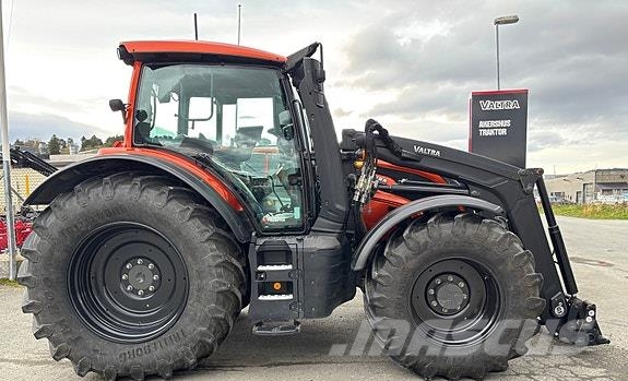 Valtra N175 Direct الجرارات