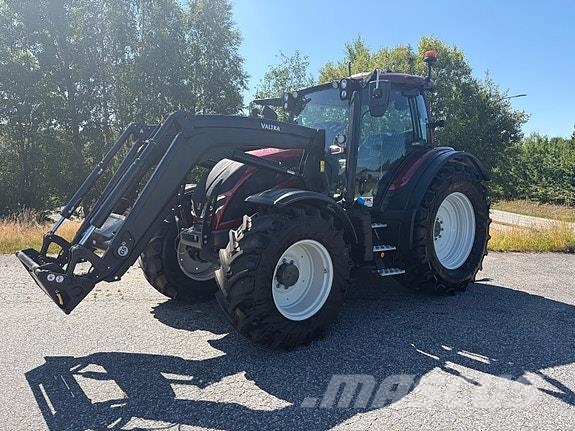 Valtra N175 Direct m/ laster og GPS – 2,99 % rente Traktorer